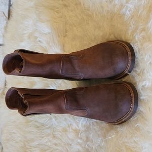Red Wing Heritage 8189 Pecos Pull-On Boots - Size 7.5 E